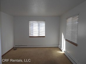 215 Baltimore St in Waterloo, IA - Building Photo - Building Photo