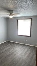 33305 Ryan Dr in Leesburg, FL - Building Photo - Building Photo