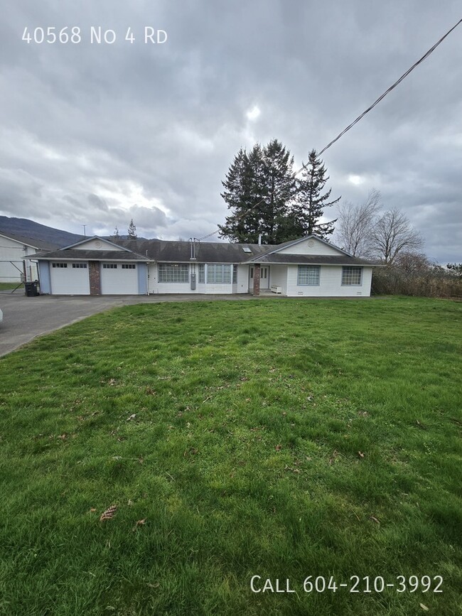 40568 No 4 Rd in Abbotsford, BC - Building Photo - Building Photo