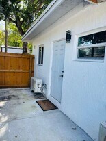 230 NW 127th St in North Miami, FL - Building Photo