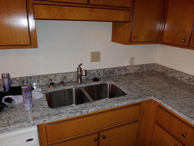 1035 S Jones St in Coolidge, GA - Foto de edificio - Building Photo