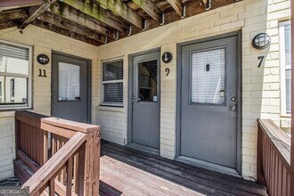 561 Formwalt St SW in Atlanta, GA - Building Photo - Building Photo