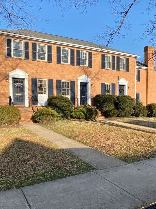 1101 Prince Edward St in Fredericksburg, VA - Building Photo