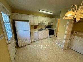 442 Flowing Creek Dr in Evans, GA - Building Photo - Building Photo