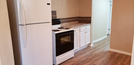 1304 W Walnut Ave in Duncan, OK - Building Photo - Building Photo