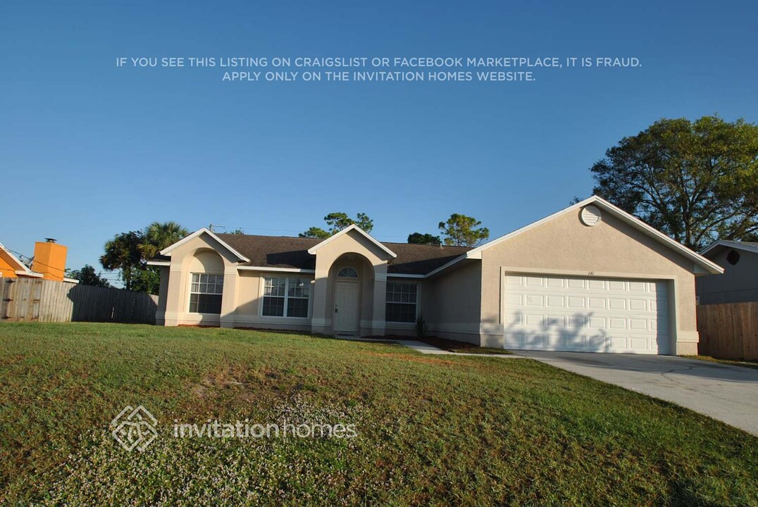 141 Americana Blvd NE in Palm Bay, FL - Building Photo