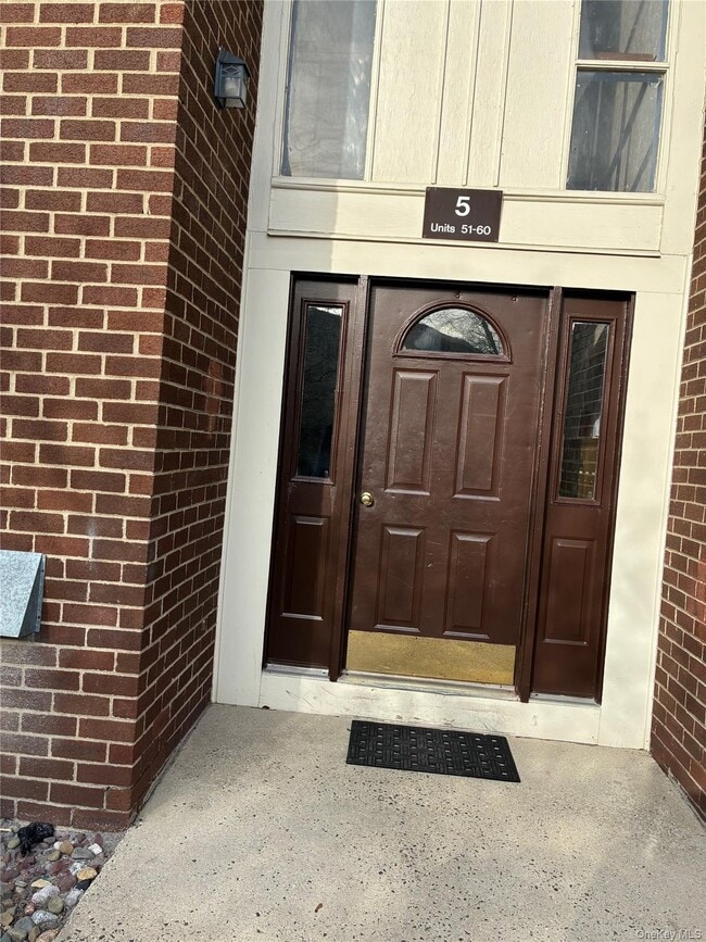 55 Country Club Ln in Pomona, NY - Building Photo - Building Photo