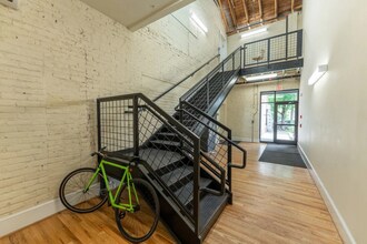 6 S Harvie St in Richmond, VA - Building Photo - Building Photo