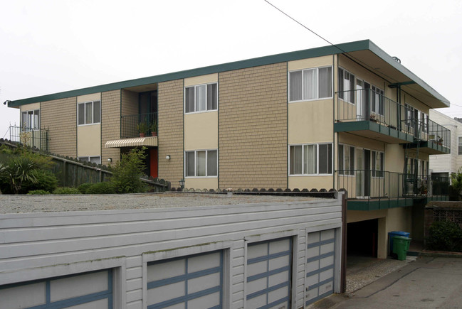 35-37 Tacoma St in San Francisco, CA - Building Photo - Building Photo