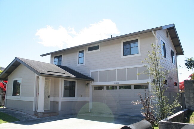 property at 95-230-230 Halepule Pl