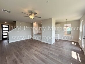 2093 Layla Dr in Waxahachie, TX - Building Photo - Building Photo