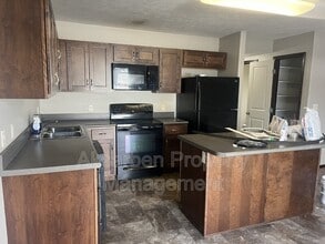 5306 41st St in Columbus, NE - Foto de edificio - Building Photo