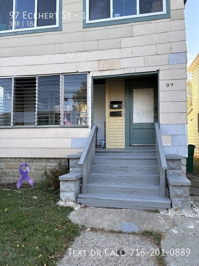 97 Eckhert St in Buffalo, NY - Building Photo - Building Photo