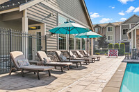 Silver Creek Apartments in Puyallup, WA - Building Photo - Building Photo