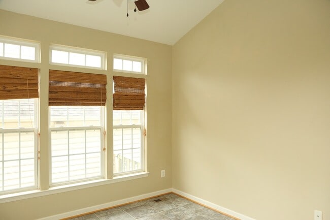 2379 Abington Dr in Charlottesville, VA - Building Photo - Building Photo