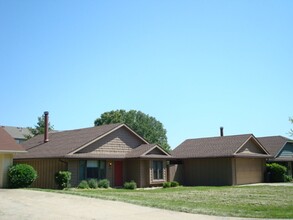 Rose Houses in Lawrence, KS - Building Photo - Floor Plan