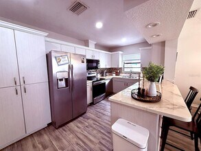 7218 N Highland Ave in Tampa, FL - Building Photo - Building Photo