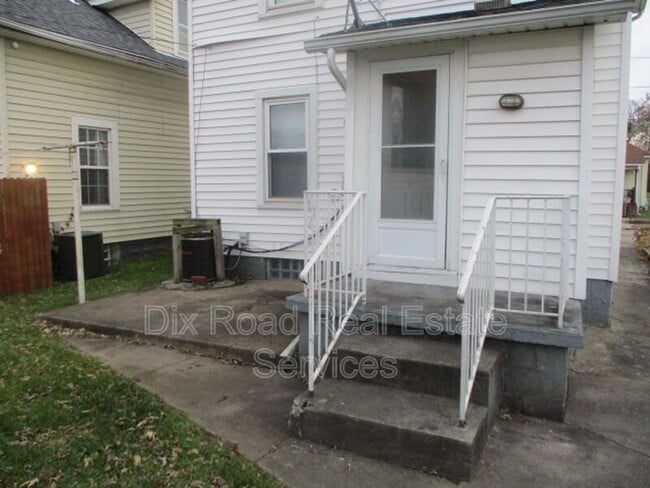 1404 Young St in Middletown, OH - Building Photo - Building Photo