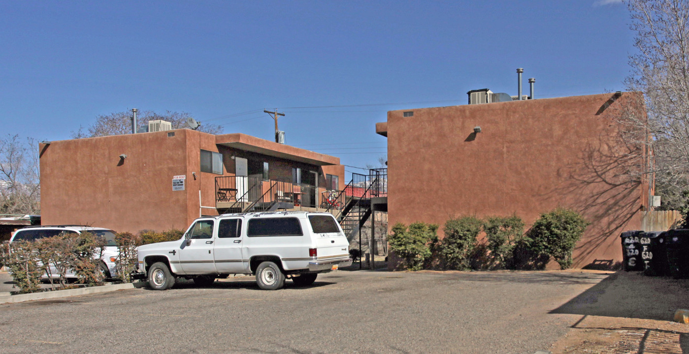 618 Chama St SE in Albuquerque, NM - Building Photo