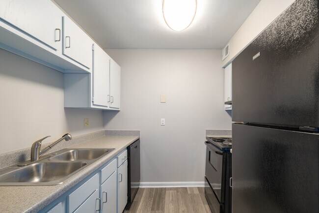 Deer Park Apartments in Crestwood, KY - Foto de edificio - Interior Photo