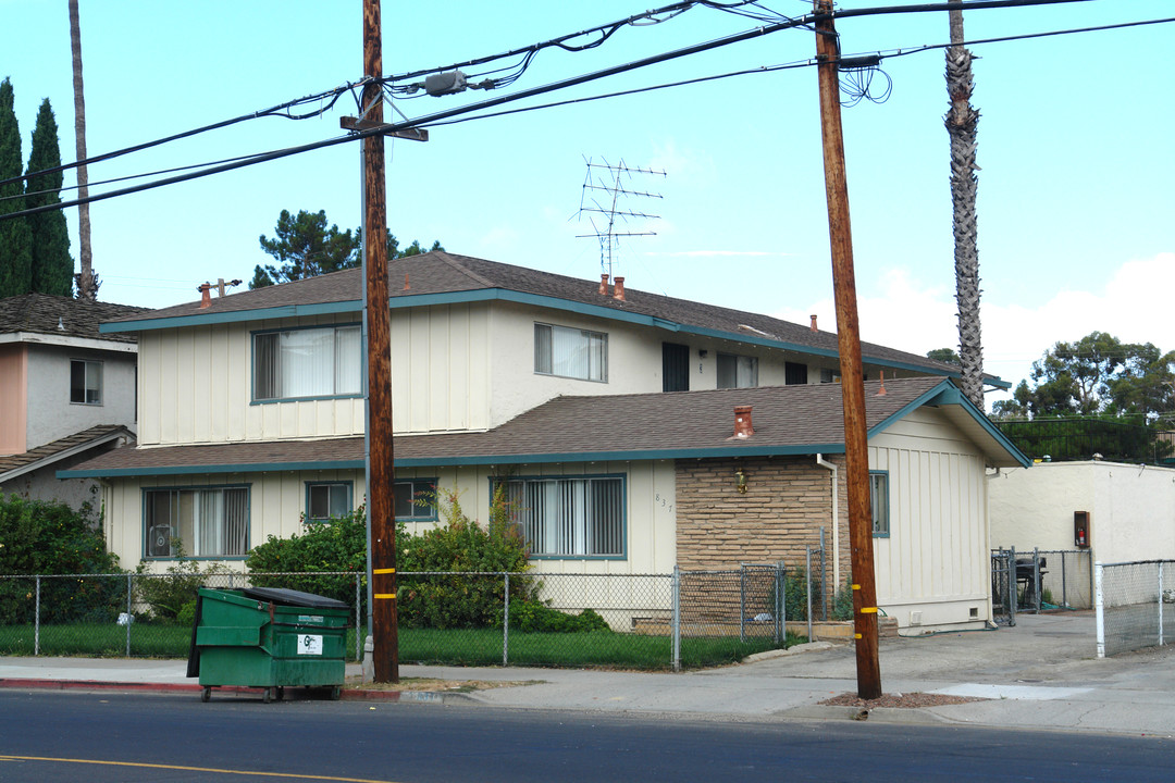 837 Hillsdale Ave in San Jose, CA - Building Photo