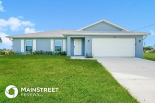 2141 NW 18th Pl in Cape Coral, FL - Building Photo