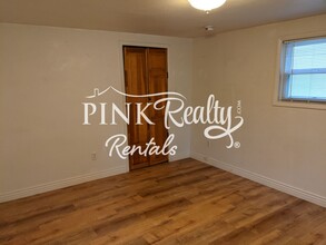 15 Narrows Rd in Manitou Springs, CO - Building Photo - Building Photo