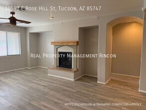 10592 E Rose Hill St in Tucson, AZ - Building Photo - Building Photo