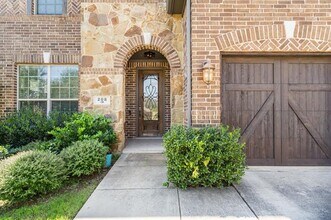 208 Rolling Fork Bend in Irving, TX - Building Photo - Building Photo