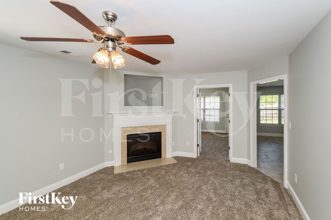 125 Hidden Trace Ct in Montevallo, AL - Foto de edificio - Building Photo