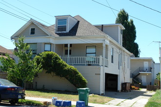 2230 Prince St in Berkeley, CA - Foto de edificio - Building Photo