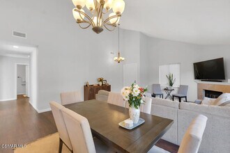 491 Yorba Linda Pl in Camarillo, CA - Building Photo - Building Photo