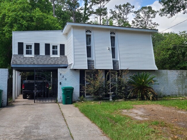 property at 820 Hailey Ave