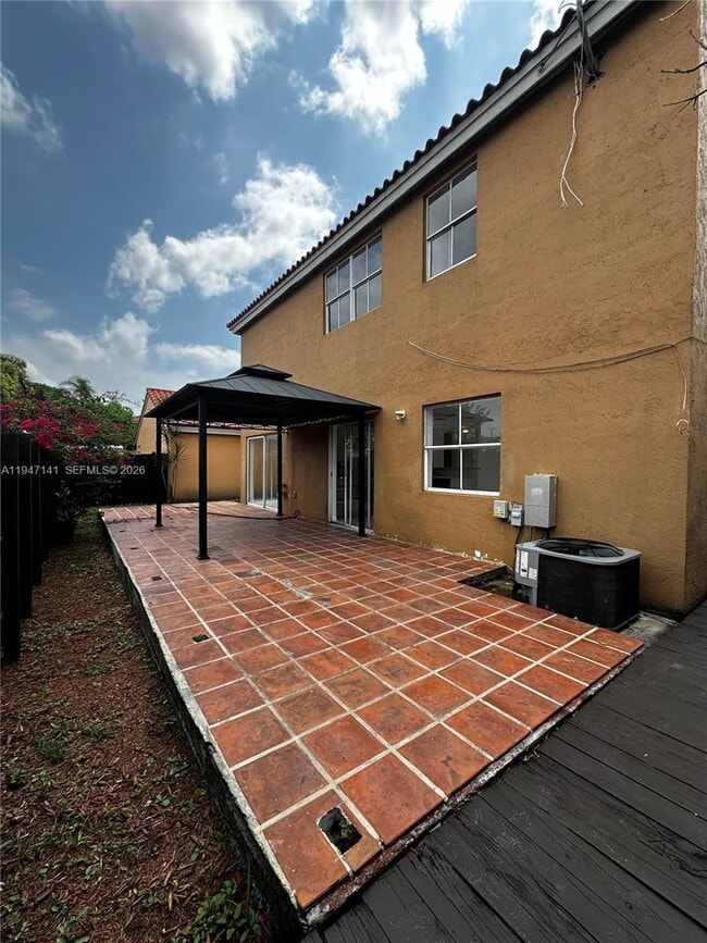 8417 NW 1st Terrace in Miami, FL - Building Photo - Building Photo