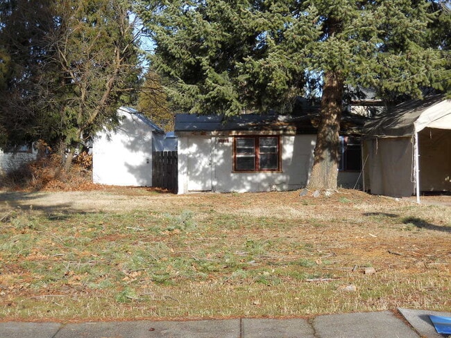 property at 3620 W Broad Ave