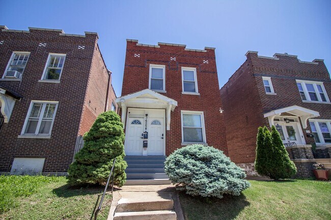 property at 3422 S Compton Ave