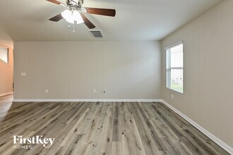 10022 Orchid Spring Ln in Houston, TX - Building Photo - Building Photo