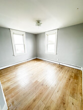 97 Fairmount Ave, Unit 2 in Providence, RI - Building Photo - Building Photo