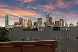 1815 Browder St in Dallas, TX - Building Photo - Building Photo