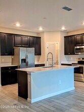 10305 Alder Creek Ln in Jacksonville, FL - Building Photo - Building Photo