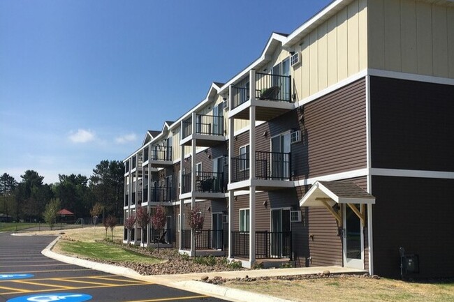 14th St Apartments III in Cloquet, MN - Building Photo - Building Photo