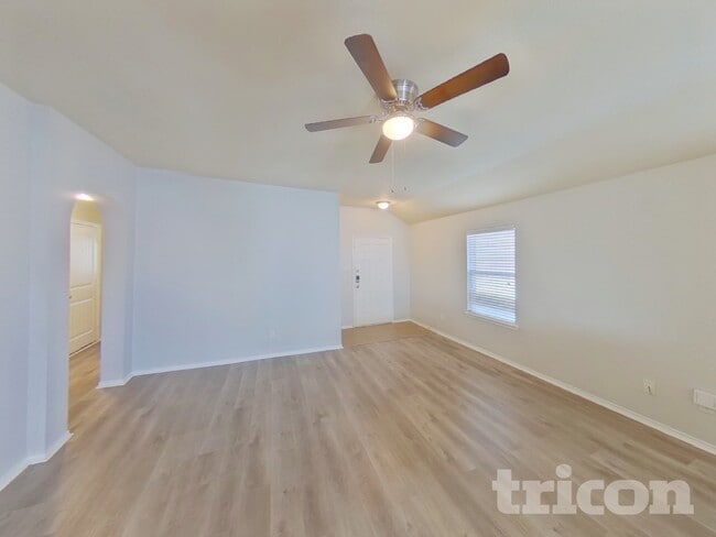 336 Carlyle St in Anna, TX - Building Photo - Building Photo