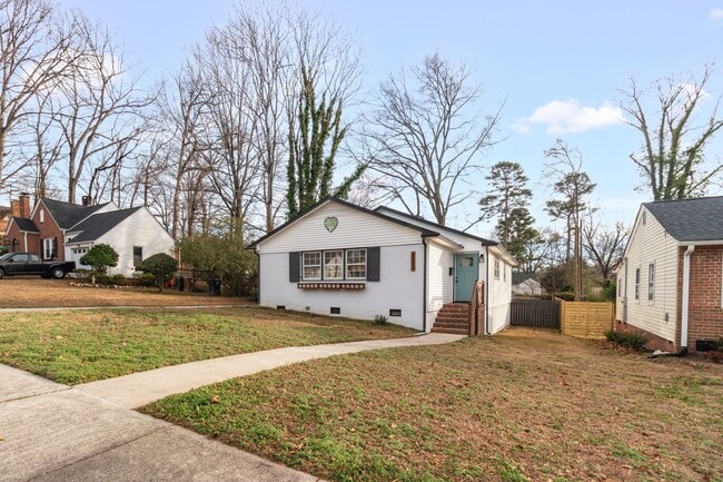 property at 2623 Beechwood St