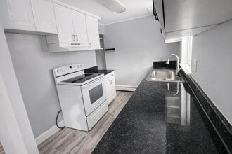 39 Bishop Dr in Framingham, MA - Building Photo - Building Photo