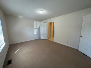 Loving Hill Apartments in Clarkesville, GA - Foto de edificio - Building Photo