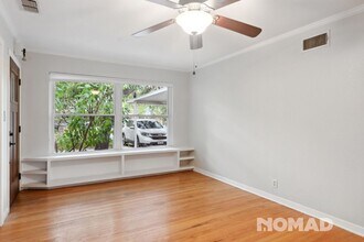 1920 Pasadena Dr in Austin, TX - Building Photo - Building Photo