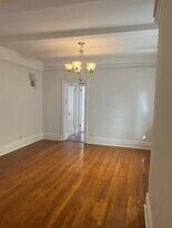 157-163 E 72nd St in New York, NY - Building Photo