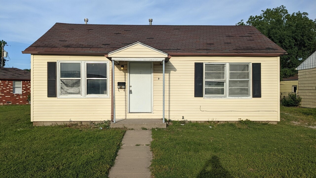 1632 S Glenn Ave in Wichita, KS - Building Photo