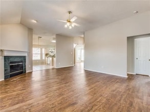 2430 Norwich Dr in Carrollton, TX - Building Photo - Building Photo