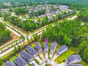 112 Red Cascade Trl in Willis, TX - Building Photo - Building Photo